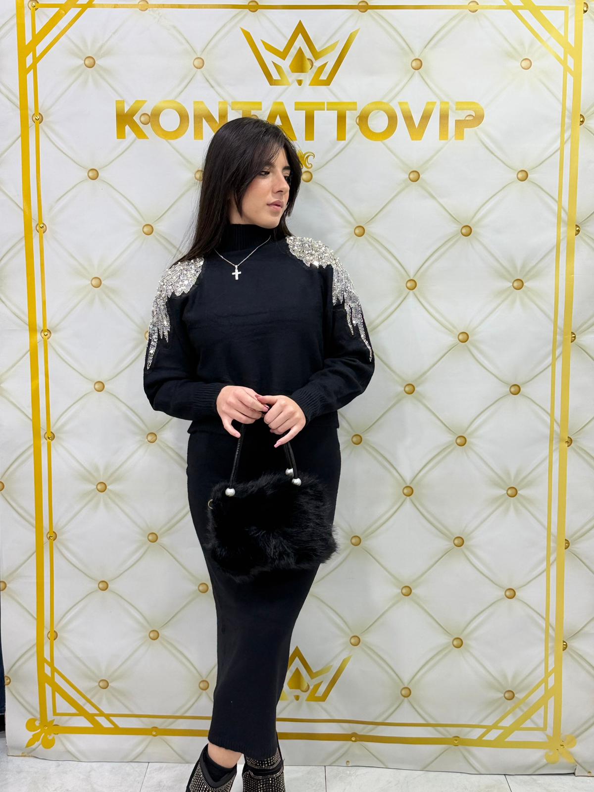 Vestito di lana con ali