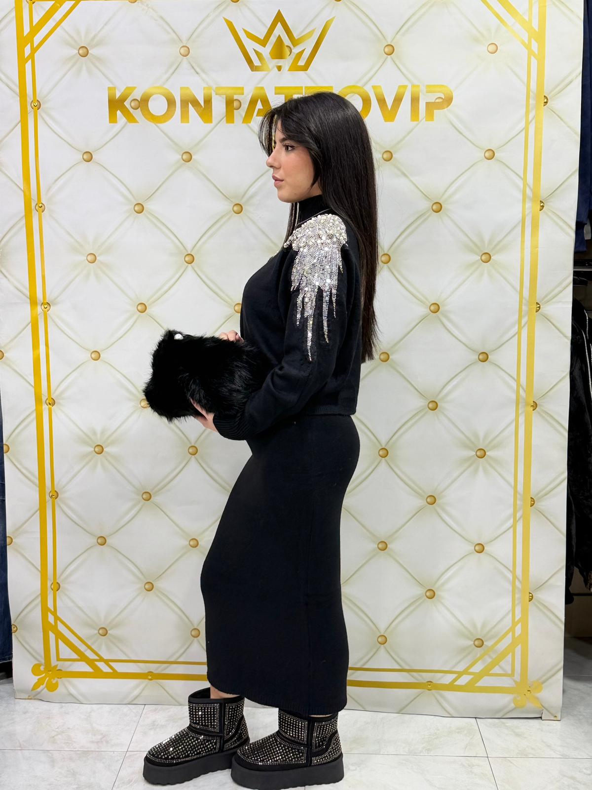 Vestito di lana con ali